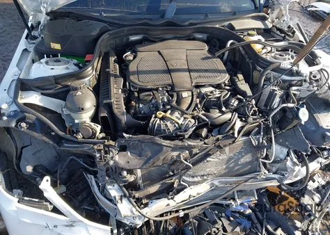 2013 Mercedes-Benz E 350 4Matic from USA, damaged, VIN WDDHF8JB4DA668700